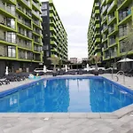 Апартаменты Luxury Kln By Alezzi Mamaia Nord Нэводари