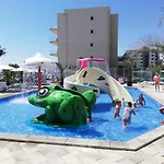 Апартаменты Luxury Kln By Alezzi Mamaia Nord Нэводари