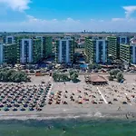Апартаменты Luxury Kln By Alezzi Mamaia Nord *
